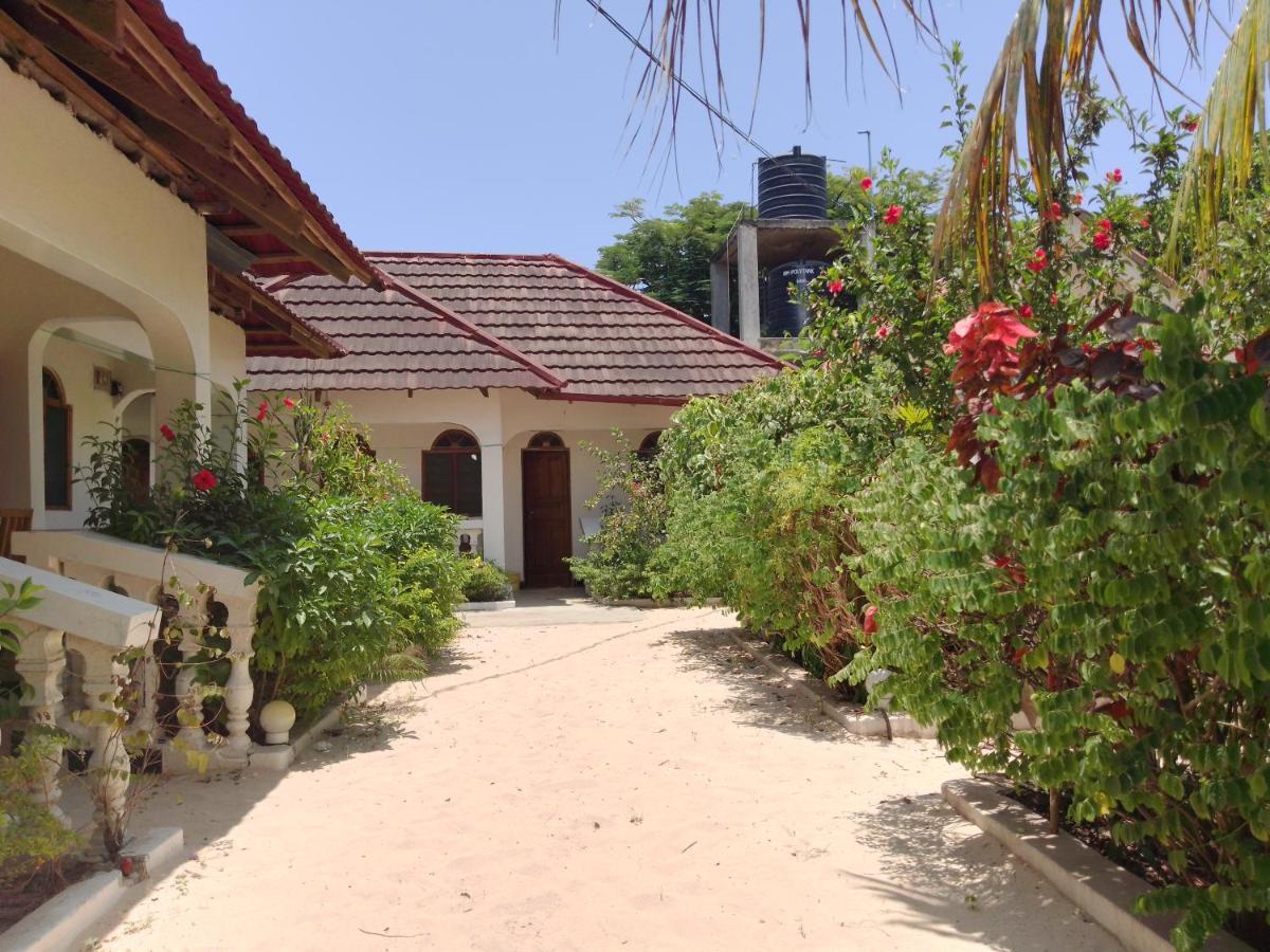H & H Bungalows Nungwi Ngoại thất bức ảnh