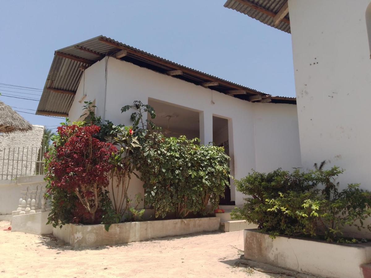 H & H Bungalows Nungwi Ngoại thất bức ảnh